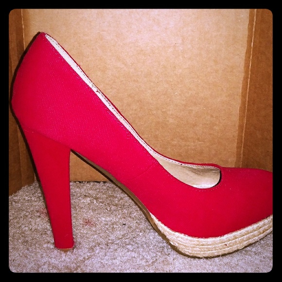 Red Canvas Heels/Pumps - Picture 1 of 4